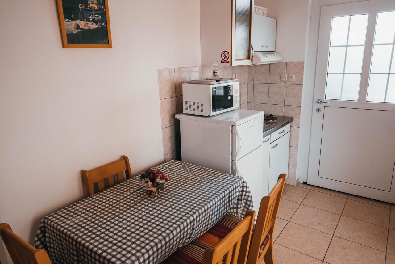 Apartments Visnjic Žaborić Eksteriør billede
