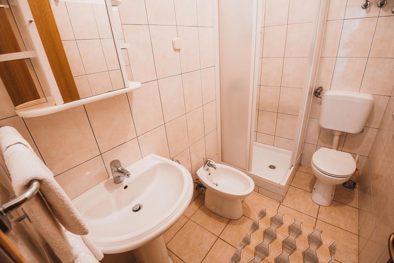 Apartments Visnjic Žaborić Eksteriør billede