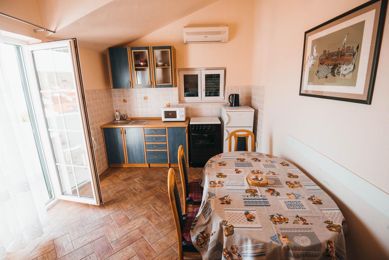 Apartments Visnjic Žaborić Eksteriør billede