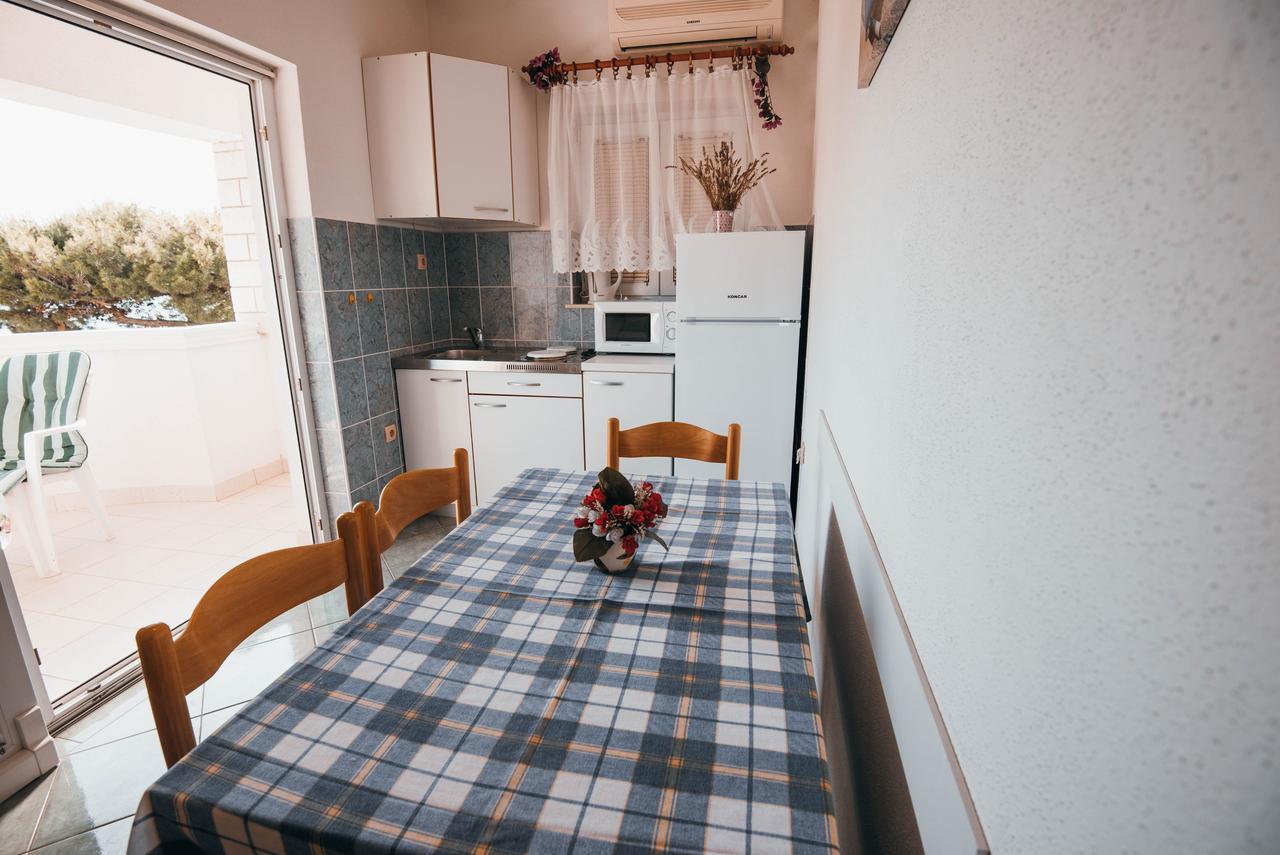 Apartments Visnjic Žaborić Eksteriør billede
