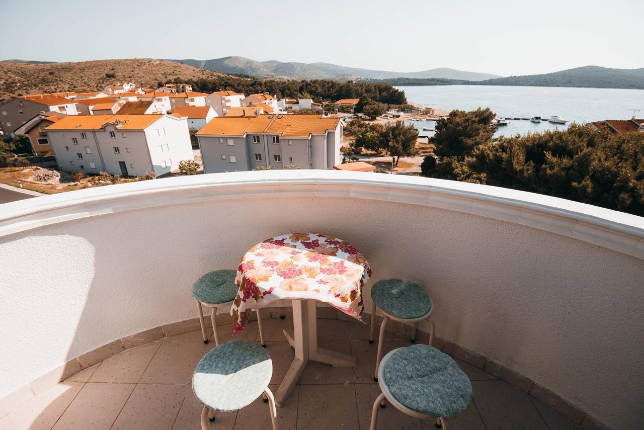 Apartments Visnjic Žaborić Eksteriør billede
