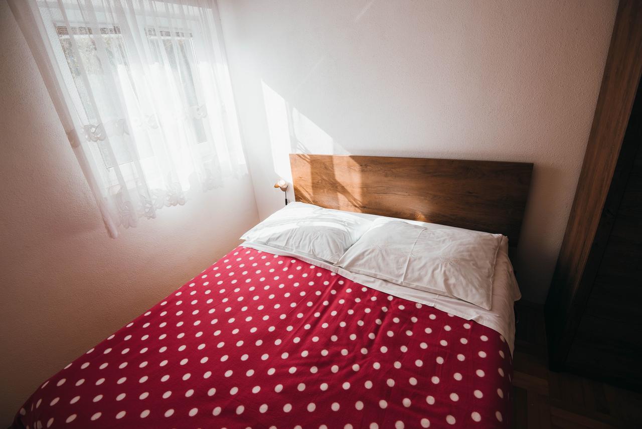 Apartments Visnjic Žaborić Eksteriør billede